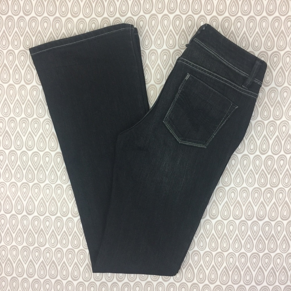 White House Black Market Flare Jeans Size 0R C20